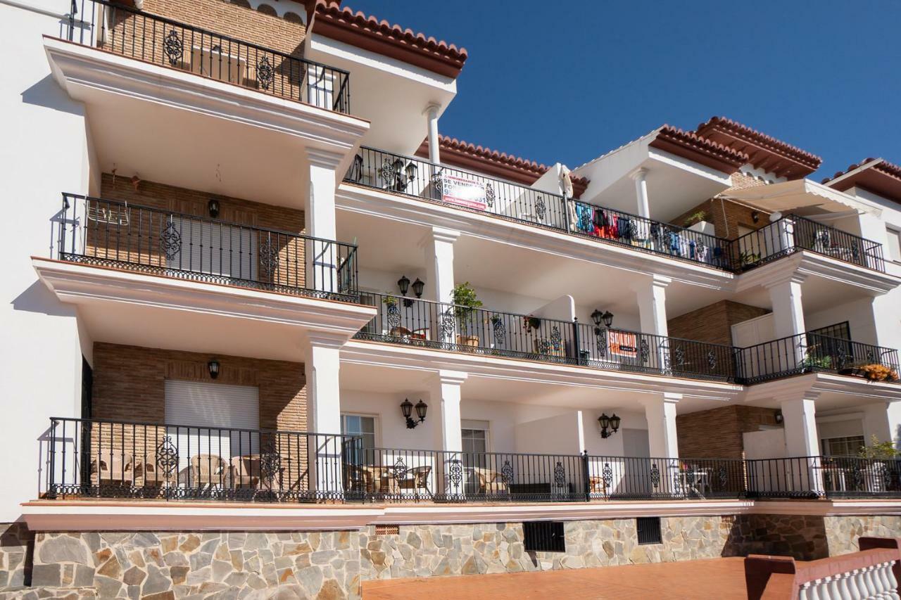 Ladera Del Mar Apartments Нерха Екстер'єр фото